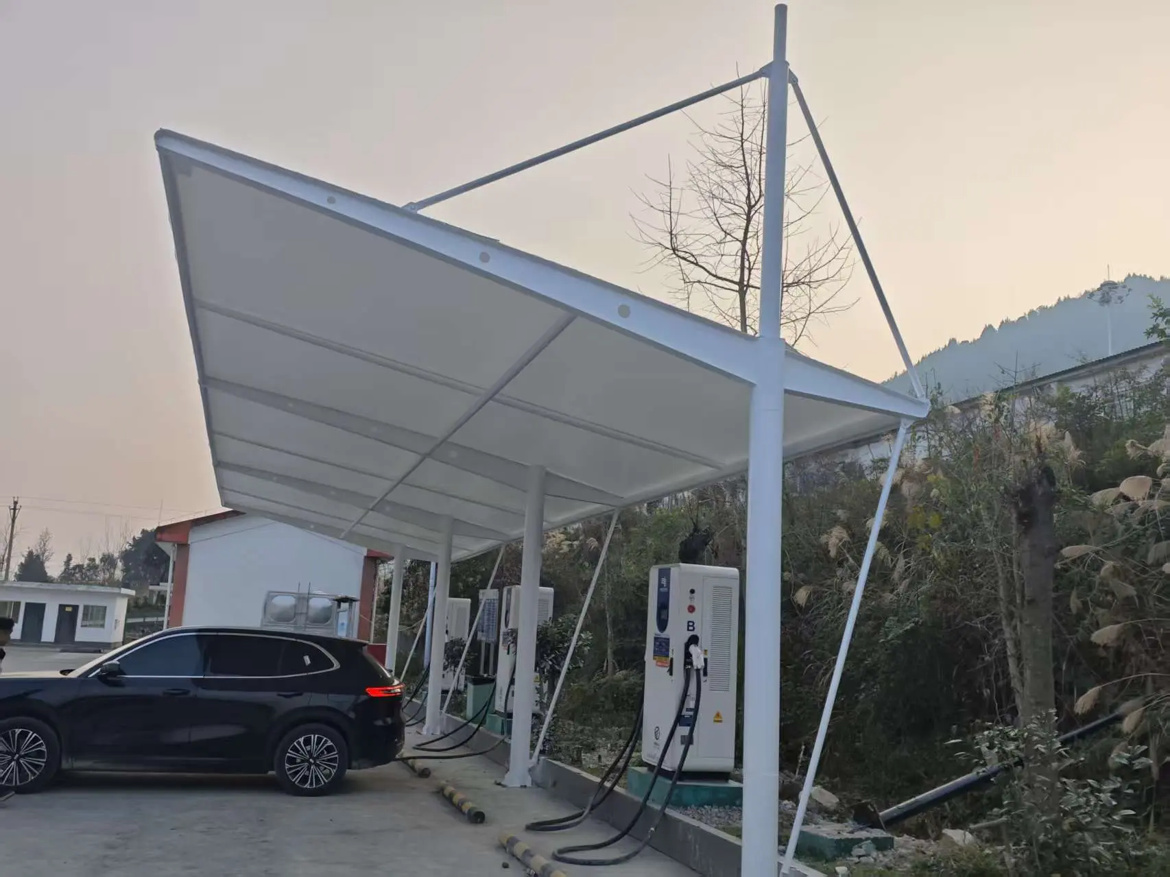贵州望谟膜结构停车棚怎么选不踩坑？本地源头工厂详解选材与报价